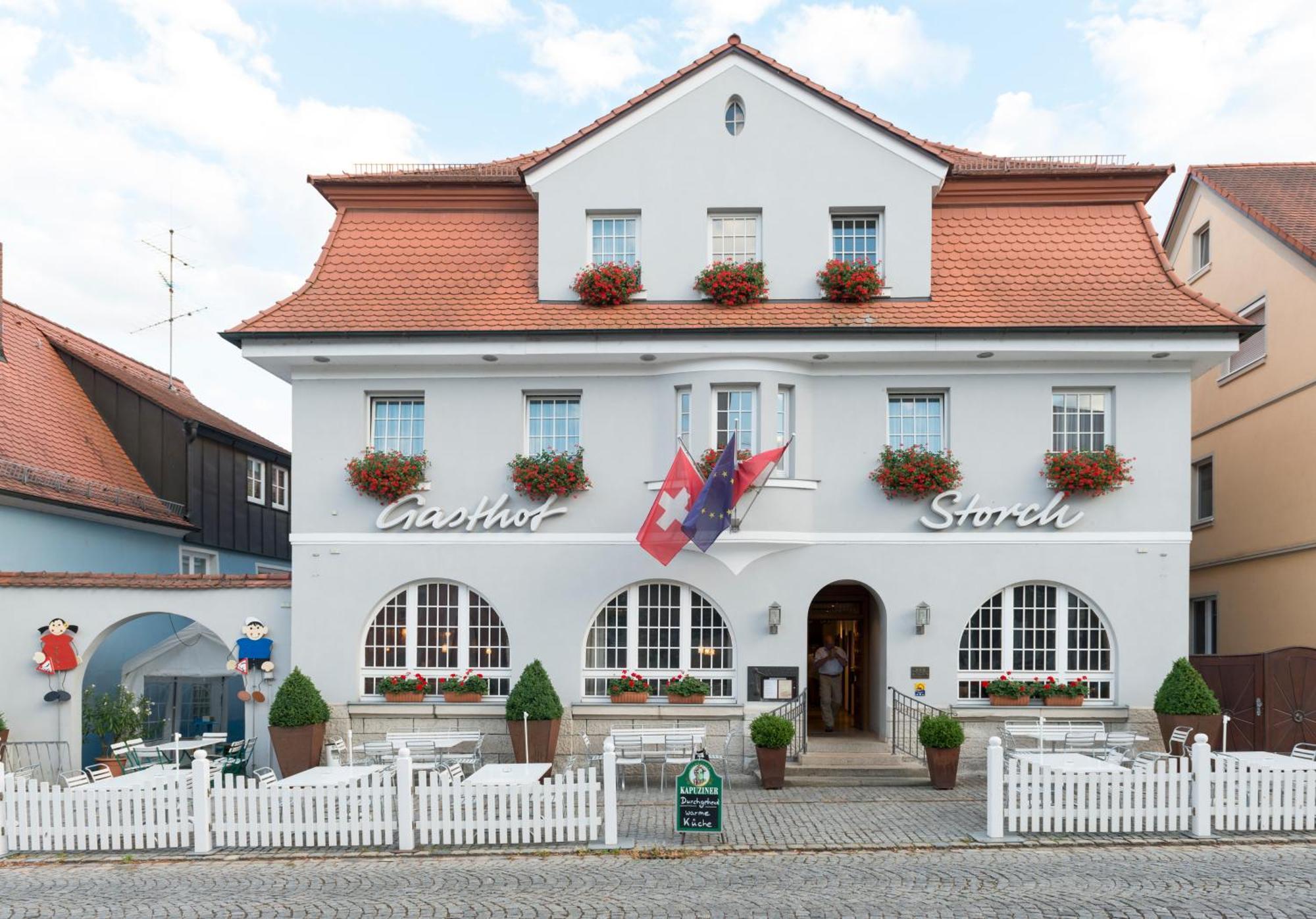 Hotel Gasthof Zum Storch シュリュッセルフェルト エクステリア 写真